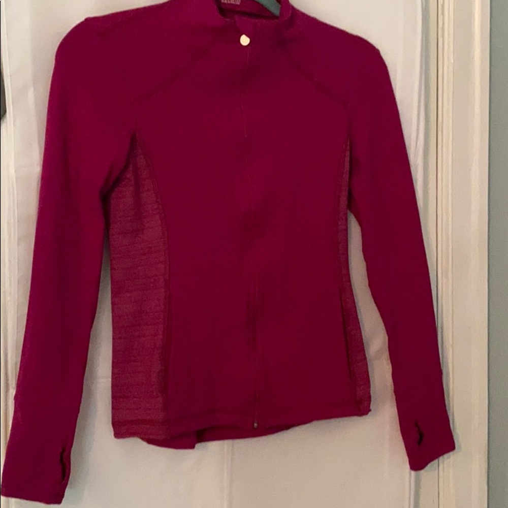 Beyond Yoga zip up jacket